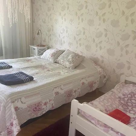 Omakotitalo Kiteen Keskustassa Appartamento *