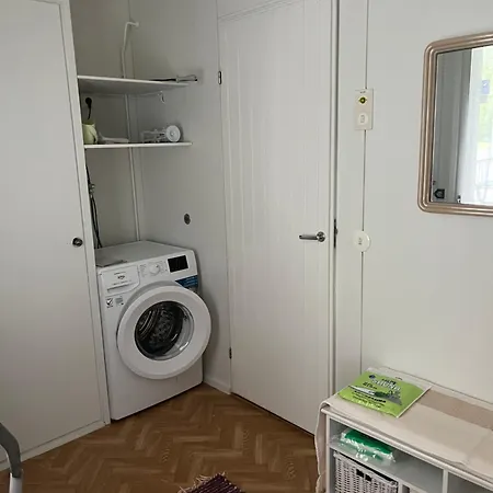 Omakotitalo Kiteen Keskustassa アパート キイテー