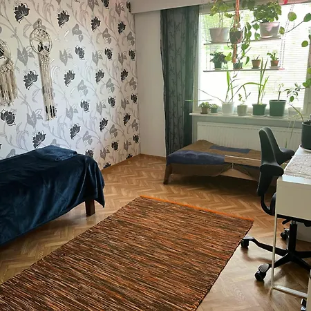 Omakotitalo Kiteen Keskustassa * キイテー