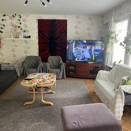 Omakotitalo Kiteen Keskustassa * Kitee